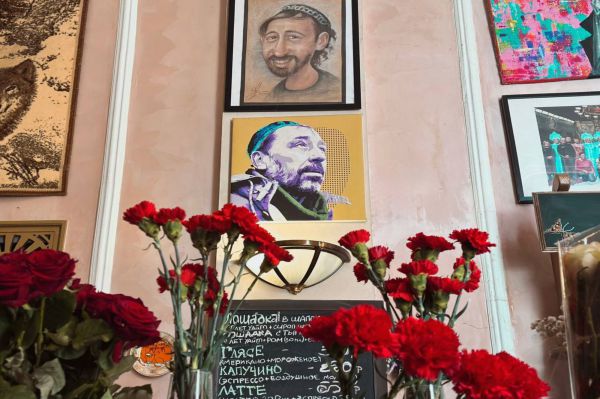 Не стало Николая Коляды, но его вешалка продолжает учить жить