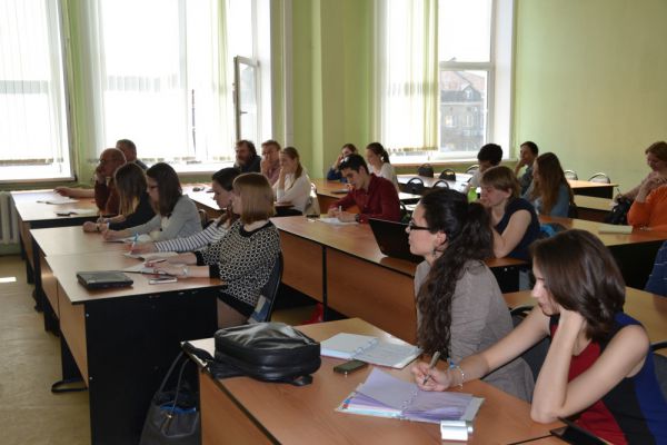 Студенты из Екатеринбурга получили гранты на обучение в магистратуре
