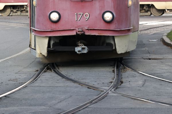 В Екатеринбурге демонтируют остатки трамвайной линии на 8 Марта — Малышева
