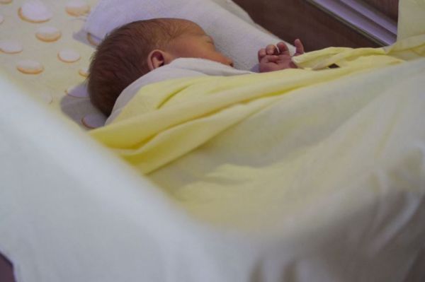 Свердловские онкологи подарили шанс на жизнь 12 малышам, чьи мамы во время беременности боролись с раком