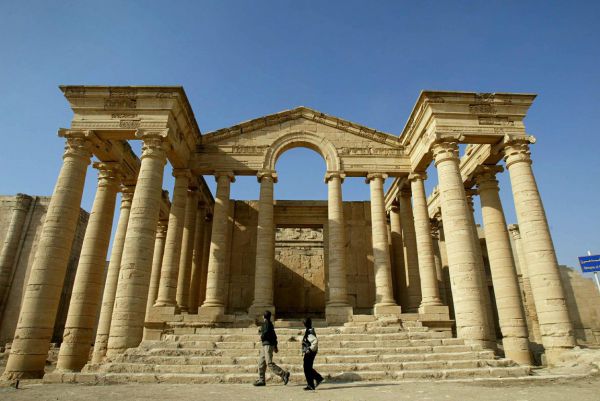 ИГИЛ уничтожает древние города