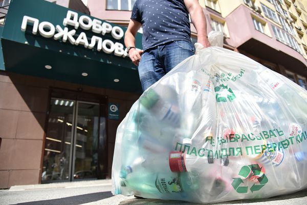 Уральцы за год сдали на переработку 7 млн пластиковых бутылок