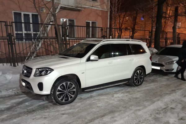 В Екатеринбурге должник заплатил по счетам после ареста его автомобиля