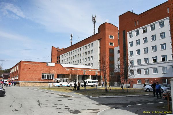 Коронавирус диагностировали у семи сотрудников госпиталя для ветеранов войн на Широкой Речке