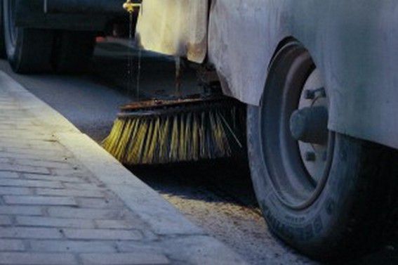Дорожные службы усилят уборку Екатеринбурга