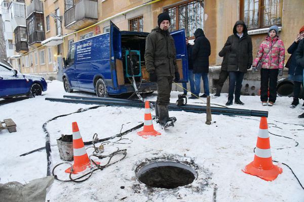 В центре Екатеринбурга из-за коммунальной аварии без воды остаются три здания