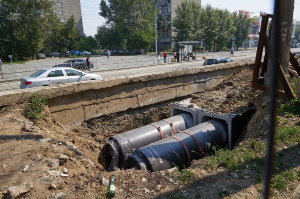 В Екатеринбурге до конца ноября закроют проезд по улице Спутников