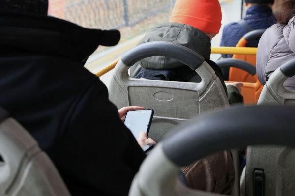 В Госдуме хотят запретить  высадку пенсионеров-безбилетников из транспорта