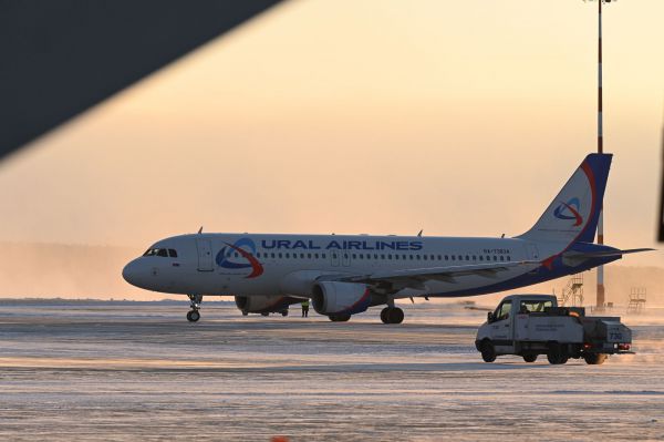 «Уральские авиалинии» начали выполнять рейсы из Дубая, чтобы вывозить застрявших там туристов