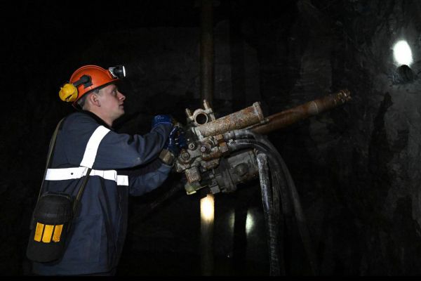 Стало известно, куда на самом деле готовы ехать уральцы на заработки