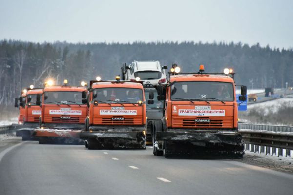 Убирайте машины с обочин: где скоро будут чистить улицы в Екатеринбурге. Публикуем график