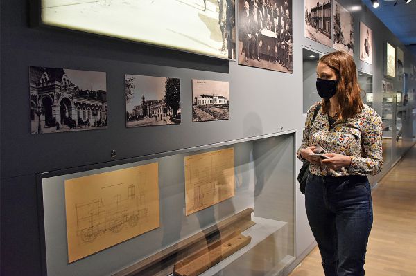 Фоторепортаж: музей истории Екатеринбурга готовит сюрприз. Какой, узнаем после карантина