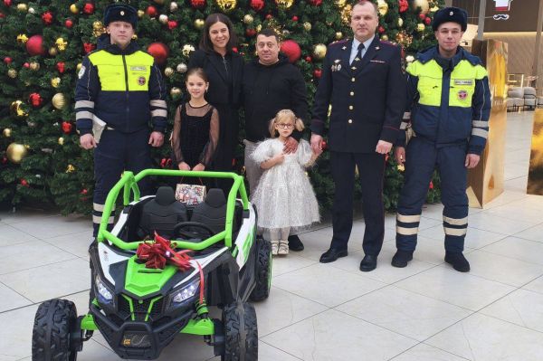 Мечта 5-летней свердловчанки стала явью благодаря акции «Елка желаний»