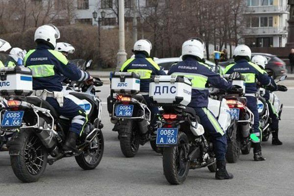 Два свердловчанина осуждены за оскорбления полицейских в интернете