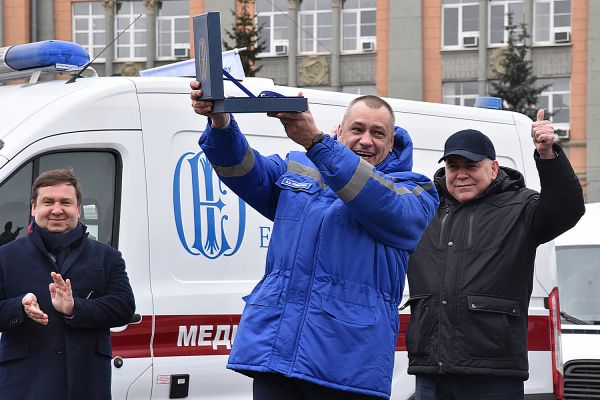 Станция Екатеринбургской скорой помощи пополнила свой автопарк 25 новыми автомобилями