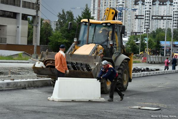 В Екатеринбурге до конца августа закроют въезд в микрорайон Синие Камни