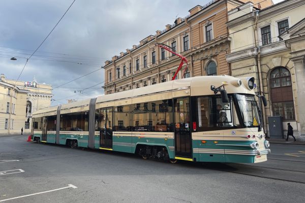 В Екатеринбурге началась обкатка трамвая «Достоевский»