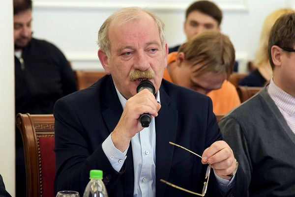 Именем бывшего вице-мэра Екатеринбурга Евгения Липовича назвали бардовский фестиваль