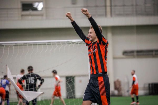 «Кубок заводы Урала» собрал 16 команд с предприятий Свердловской области