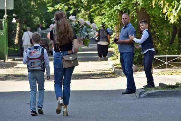 На Среднем Урале 37 тысяч родителей получили выплаты на детей от 8 до 17 лет