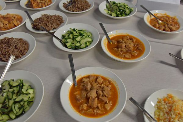 В этом году уральцы  22 раза пожаловались в Роспотребнадзор на качество питания школьников