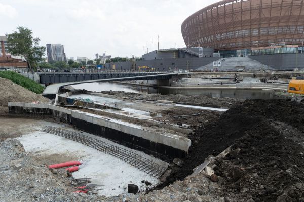 В Екатеринбурге набережную у ледовой арены УГМК откроют к осени 2025 года