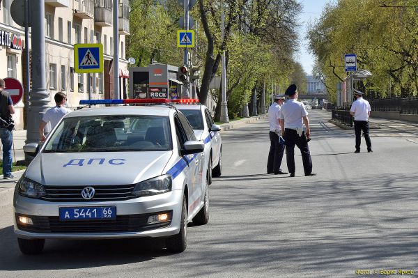 Полицейские получат право вскрывать автомобили