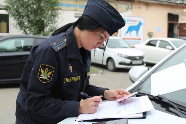 В Екатеринбурге судебные приставы арестовали 18 автомобилей должников за сутки