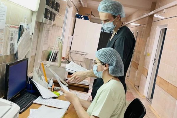 В свердловские больницы придут на работу десятки врачей, обучавшихся профессии по целевому набору