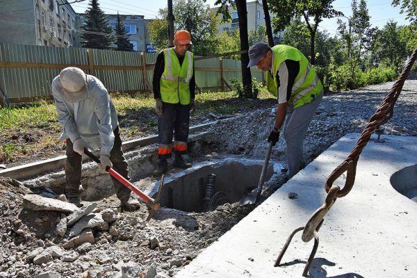 В Екатеринбурге до середины октября раскопают улицу Победы