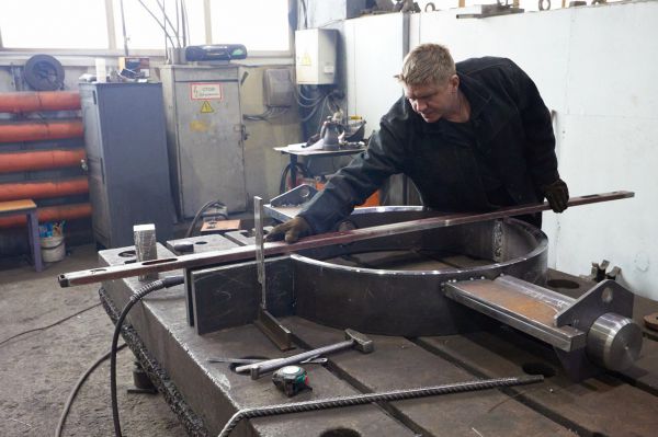 Секреты высоких доходов и суровые требования к уральским вахтовикам