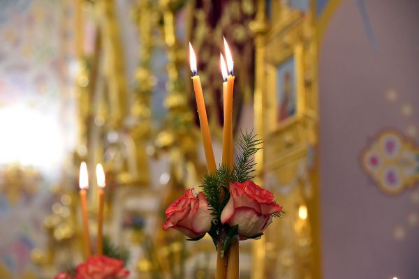 «Мы зажигаем свечи, чтобы наполнить наши души светом надежды»