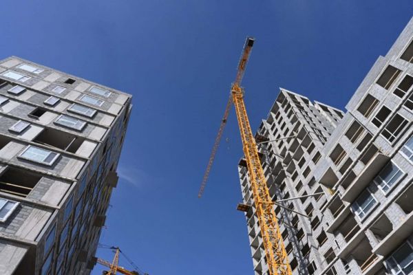 Екатеринбург сравнялся с Москвой по строительству жилья экономкласса