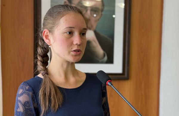Год вместо трех: аспирантка УрГЮУ в 23 года досрочно защитила диссертацию по «клавиатурному почерку»