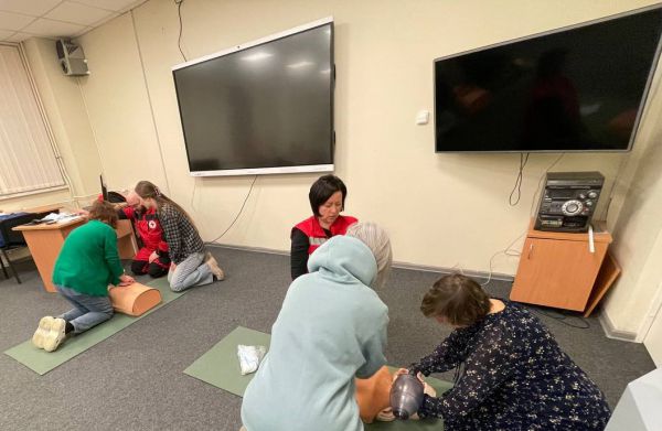 Спасать людей в экстренных ситуациях обучили в Верхней Пышме медиков